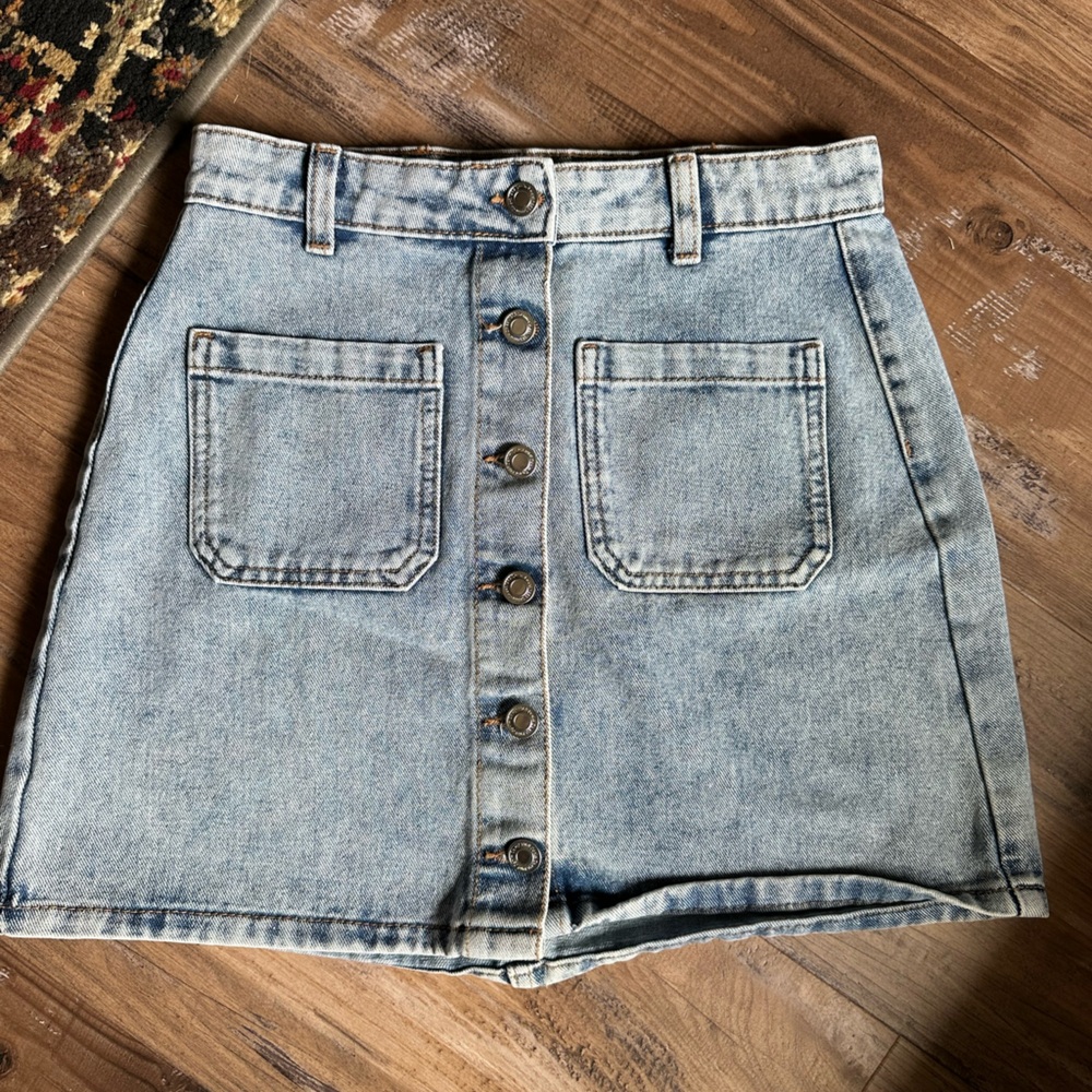 Classic Light Wash Denim Button-Front Mini Skirt
